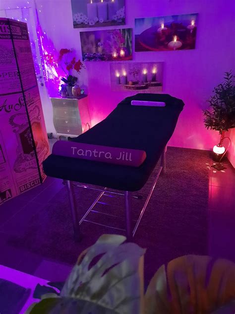 Tantric massage Sexual massage Ocho Rios